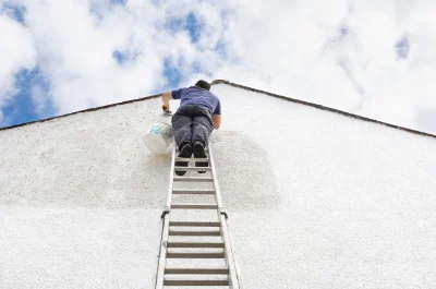 Peinture extérieure à la Latette — façades et ravalement